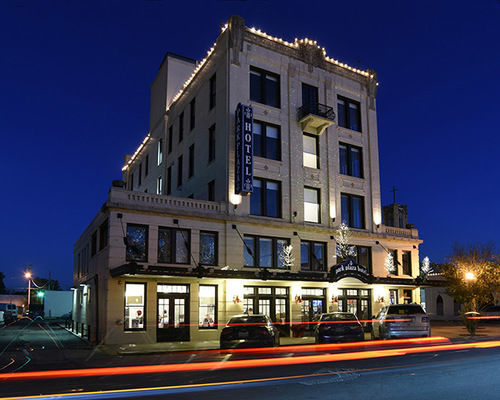 Park Plaza Hotel סגווין מראה חיצוני תמונה